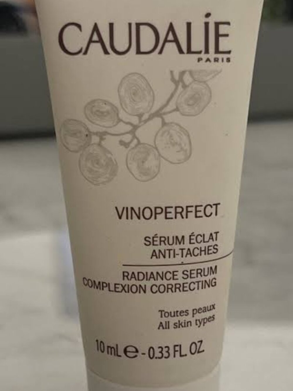 NEW Caudalie Vinoperfect serum